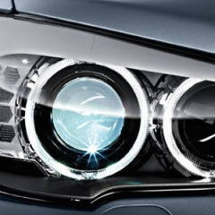 BMW презентовали первую систему адаптивного света для байков