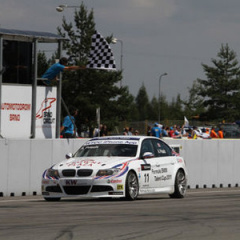 BMW Team RBM снова одержала победу