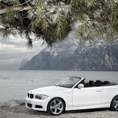 BMW обновила кабриолет и купе 1-Series