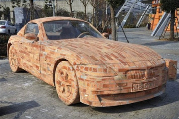 BMW Z4 запечатлели в кирпиче BMW Z серия Все BMW Z
