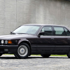 BMW 7 серия E32