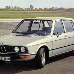 BMW 5 серия E12