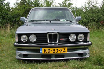 2 дв. седан 320 122 / 6000 5МКПП с 1977 по 1983 BMW 3 серия E21