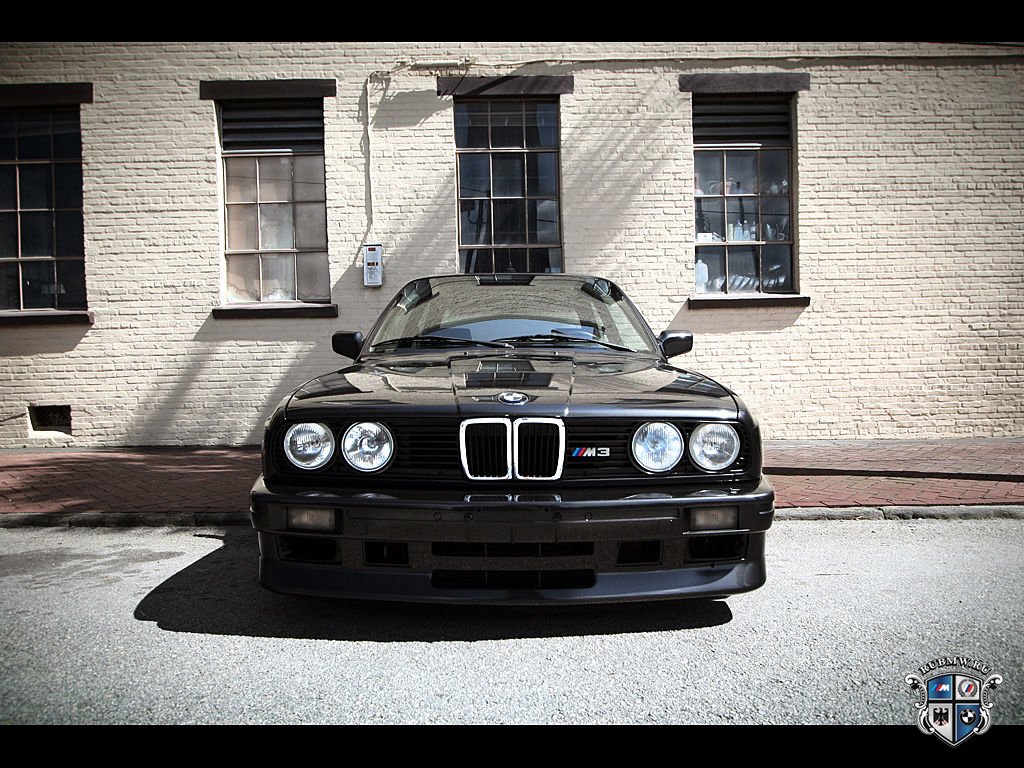 BMW 3 серия E30