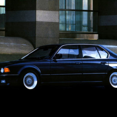 BMW 7 серия E32