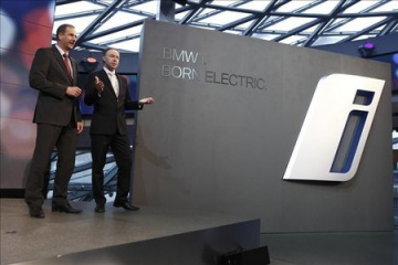 BMW планирует реализовать 30 тысяч электромобилей BMW Мир BMW BMW AG