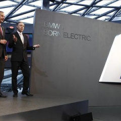 BMW планирует реализовать 30 тысяч электромобилей