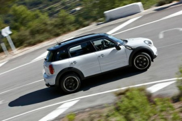 MINI Countryman увеличит внутреннее пространство BMW Всё о MINI COOPER Все MINI