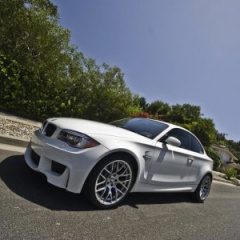 BMW 1 Series M Coupe обзавелся белой окраской