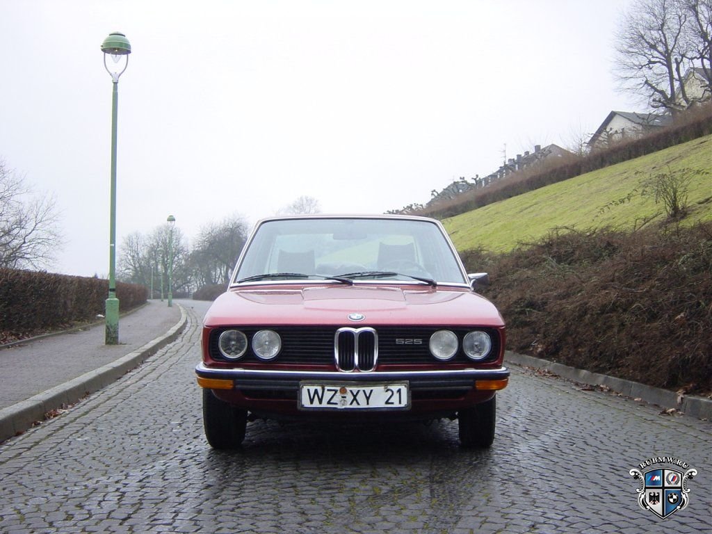 BMW 5 серия E12