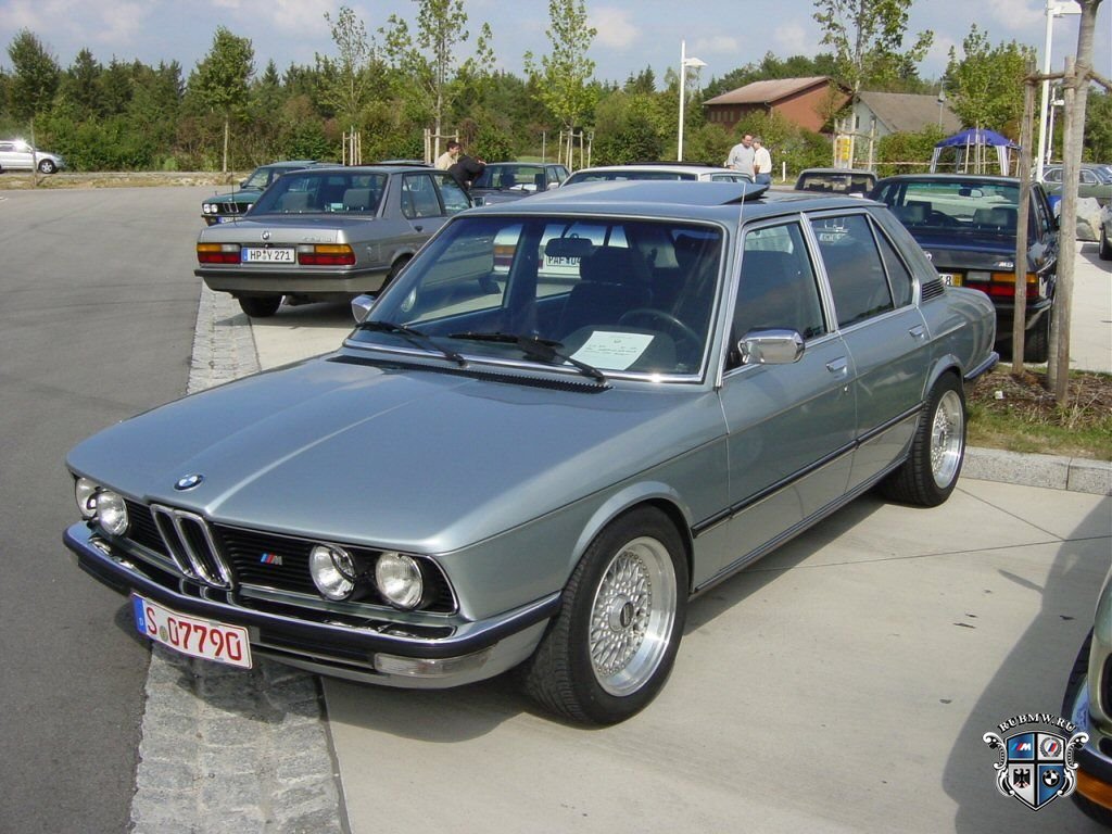 BMW 5 серия E12