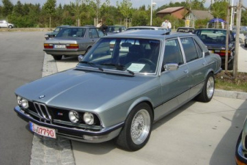 Расположение VIN кодов на BMW BMW 5 серия E12