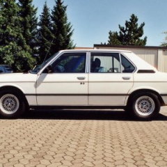 BMW 5 серия E12