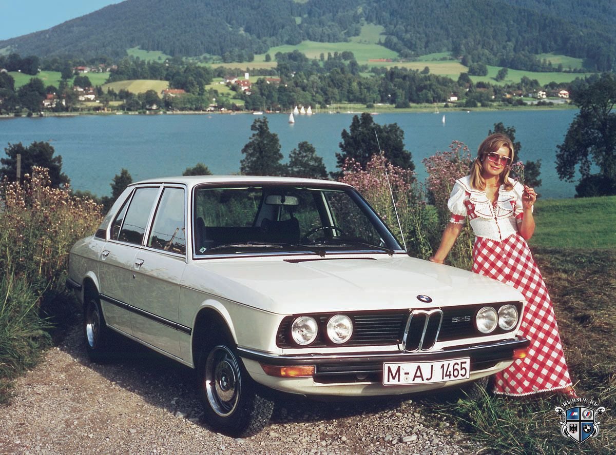 BMW 5 серия E12