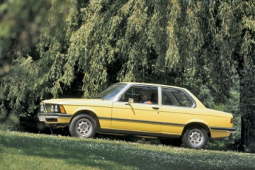 2 дв. седан 316 90 / 6000 4МКПП с 1977 по 1980 BMW 3 серия E21