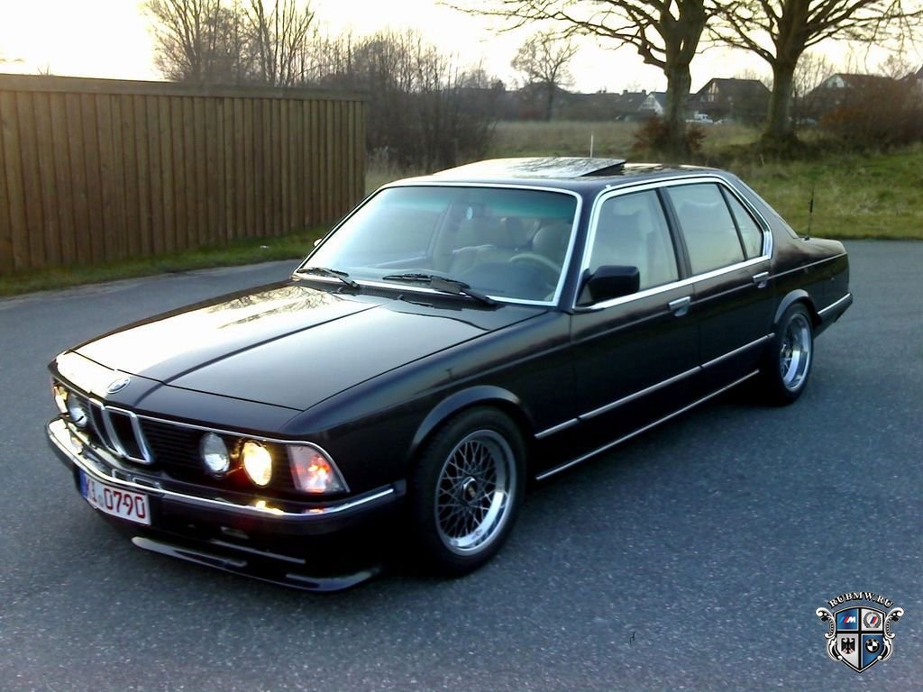 BMW 7 серия E23