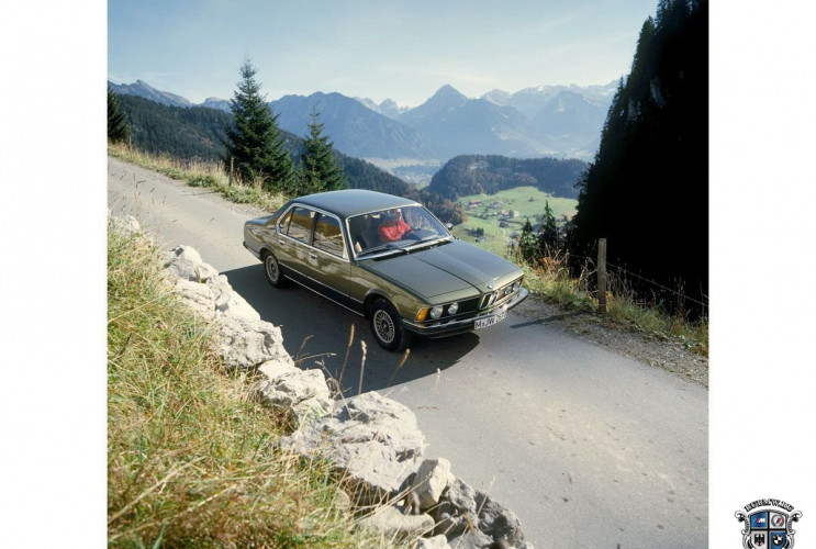 Как заказать уникальную курсовую работу по автомобильной промышленности BMW 7 серия E23