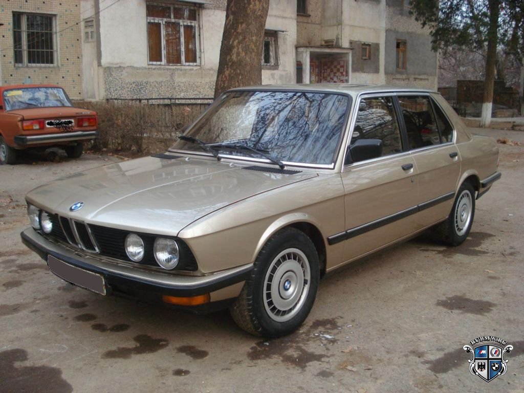 BMW 5 серия E28