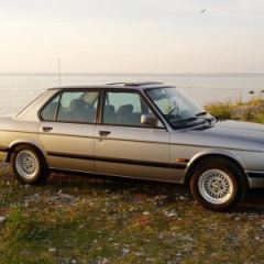 BMW 5 серия E28