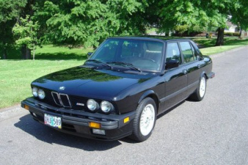 4 дв. седан 525 129 / 4250 5МКПП с 1983 по 1988 BMW 5 серия E28