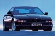 Замена лобового стекла в БМВ Е31 BMW 8 серия E31