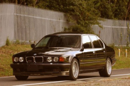 Не едет бмв е32 750 после езды без приборки BMW 7 серия E32