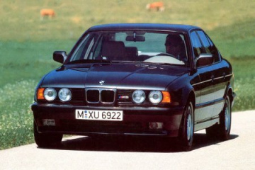 Дрифт на BMW M5 BMW 5 серия E34