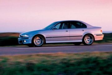 Замена габаритных ламп BMW E39 BMW 5 серия E39