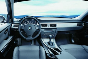 BMW 335i test drive and review BMW 3 серия E90-E93