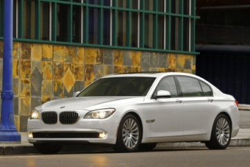 Тест-драйв BMW 740 BMW 7 серия F01-F02