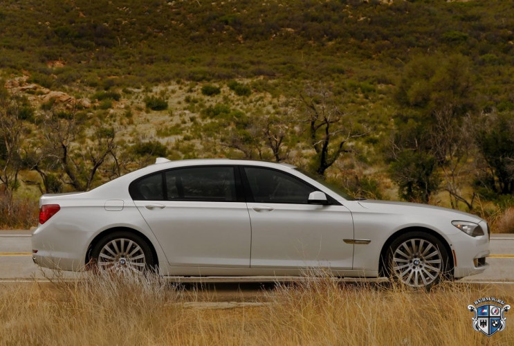 Как заказать уникальную курсовую работу по автомобильной промышленности BMW 7 серия F01-F02