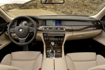 BMW SERIE 7 TEST DRIVE YELLOW BMW 7 серия F01-F02