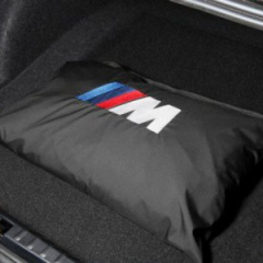 Компания BMW презентовала новый чехол для 1M