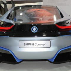 Концепт BMW i8 поступит в серию в 2013