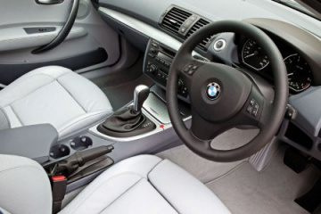 3 дв. хэтчбек 130i  265 / 6600 6МКПП с 2007 BMW 1 серия E81/E88