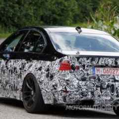 Новый седан BMW M3 выехал за пределы тестового трека