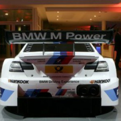 BMW показала раскраску нового M3 DTM