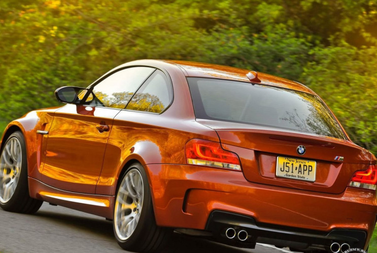 Как заказать уникальную курсовую работу по автомобильной промышленности BMW 1 серия E81/E88