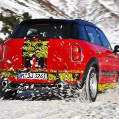 Появились подробности о самой мощной Mini Countryman JCW