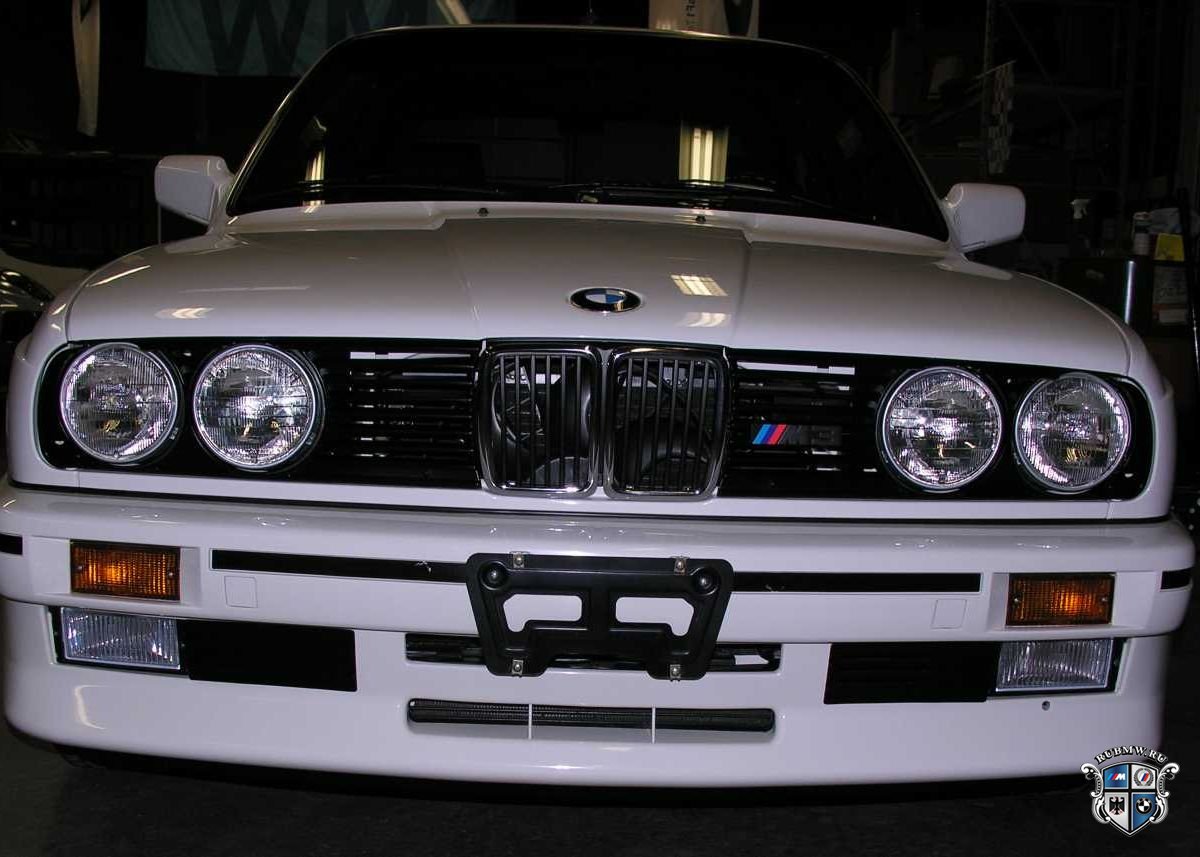 BMW 3 серия E30