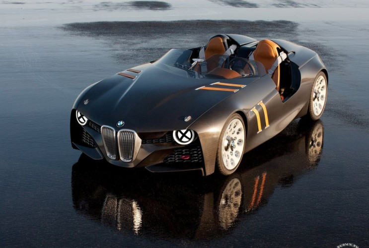 Как заказать уникальную курсовую работу по автомобильной промышленности BMW Ретро Все ретро модели