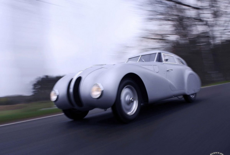 Как заказать уникальную курсовую работу по автомобильной промышленности BMW Ретро Все ретро модели