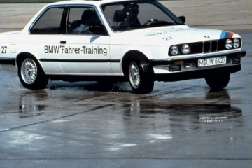 BMW Е30: эволюция вместо революции BMW 3 серия E30