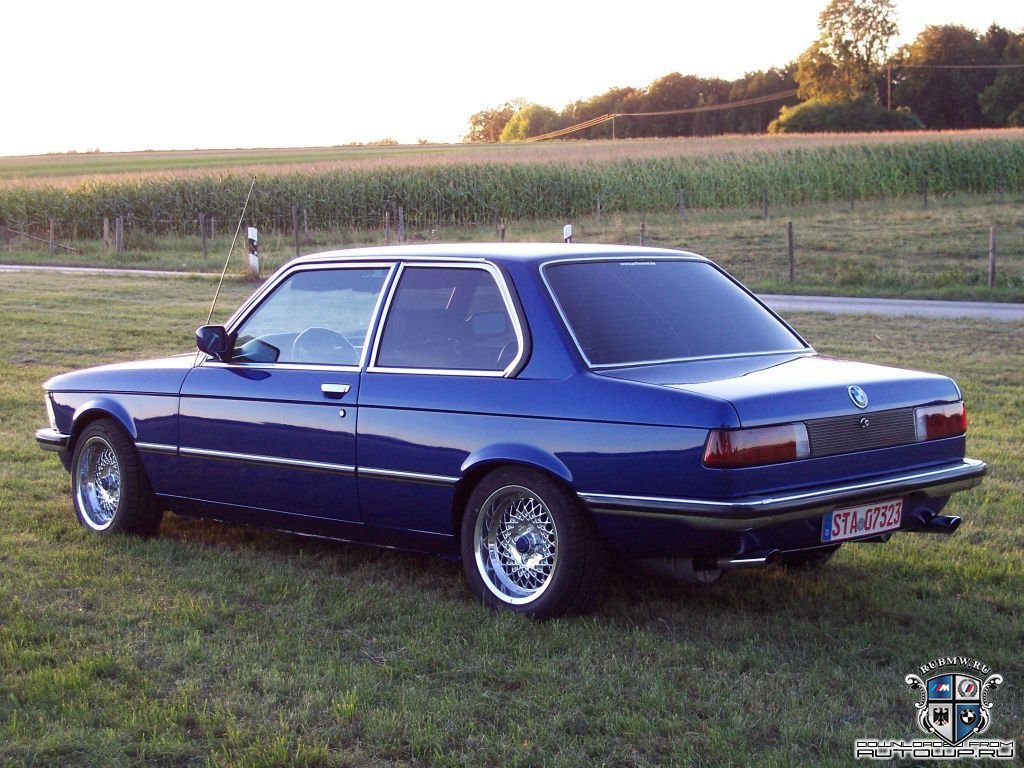 BMW 3 серия E21