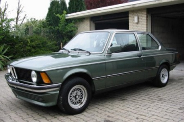 2 дв. седан 316 90 / 6000 4МКПП с 1977 по 1980 BMW 3 серия E21