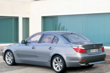 BMW 5-Series. E Шестьдесят BMW 5 серия E60-E61