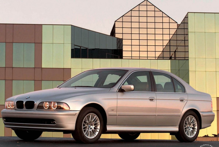 Как заказать уникальную курсовую работу по автомобильной промышленности BMW 5 серия E39