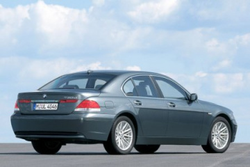 Глючит задняя левая дверь. BMW 7 серия E65-E66f