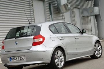 BMW 1 (E87) и соперники BMW 1 серия E81/E88