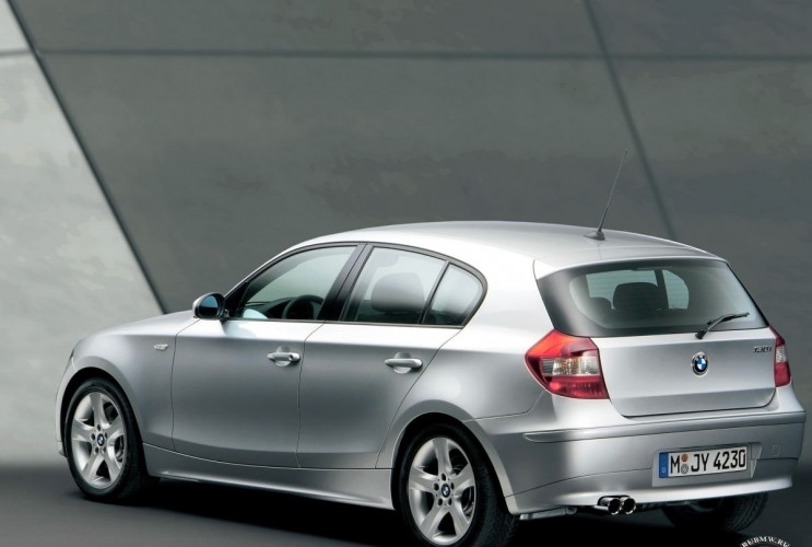 Как заказать уникальную курсовую работу по автомобильной промышленности BMW 1 серия E81/E88